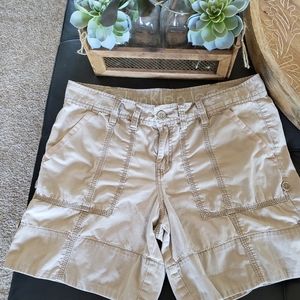 🌴Calvin Klein ladies shorts sz 10